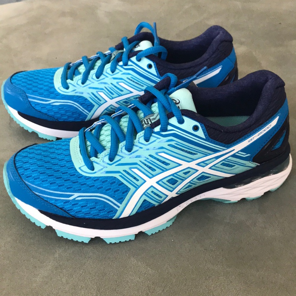 Asics GT-2000 Shoes